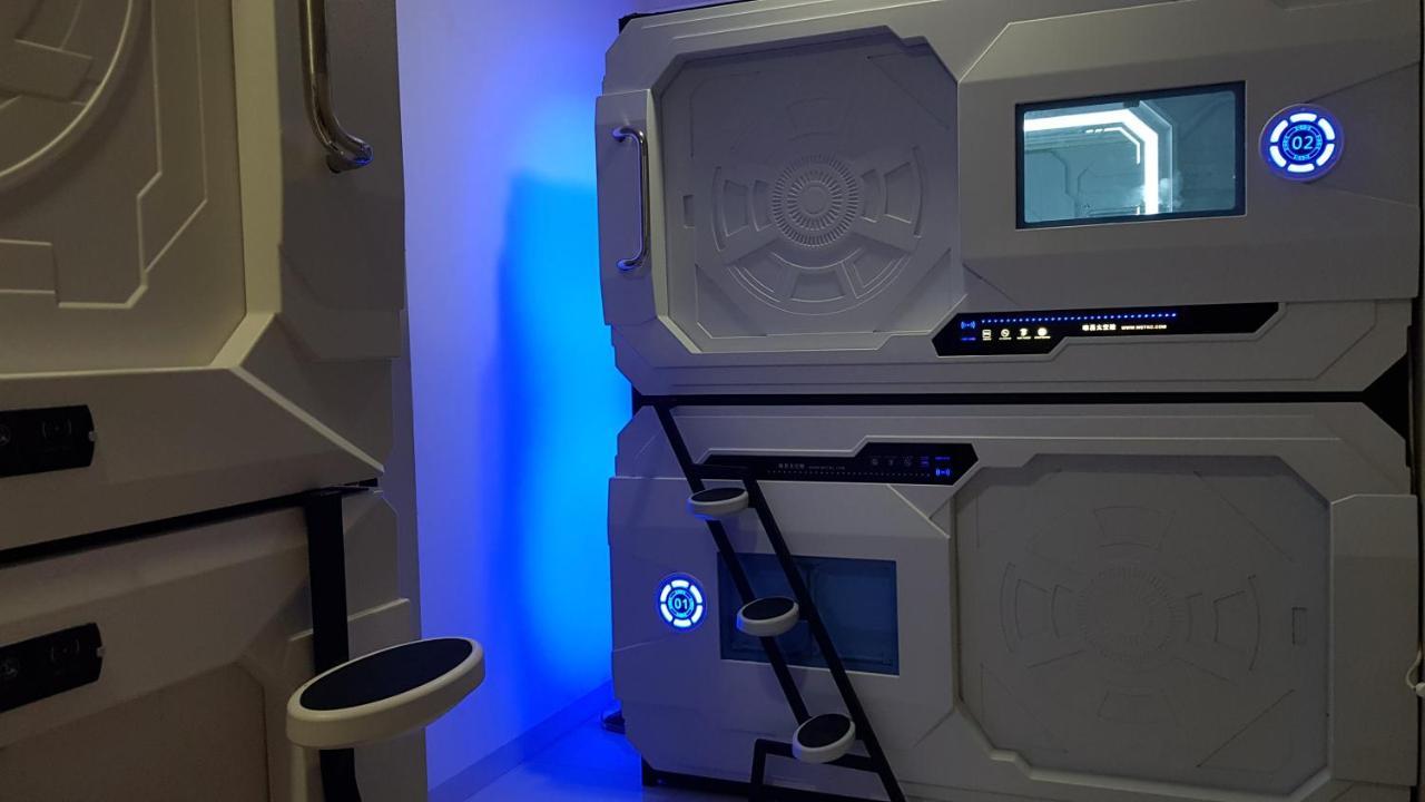 Apollo Capsule Hotel Ende Eksteriør billede